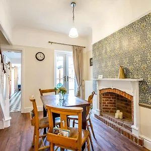 https://victoria-cottage-york.yorkshirehotels.net