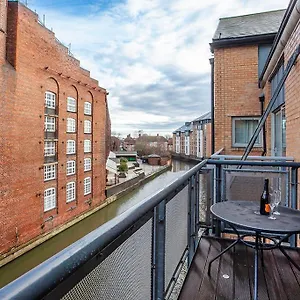 https://11-john-walker-house-riverside.yorkshirehotels.net